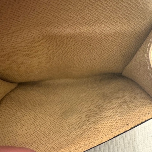 Louis Vuitton Limited Edition Gold Monogram Dentelle Ludlow Wallet - Authentic - Picture 11 of 15